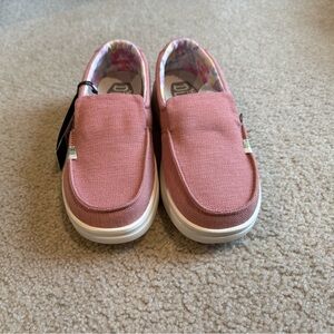 Hey Dude Loafers Misty Rise slip on loafers - new!